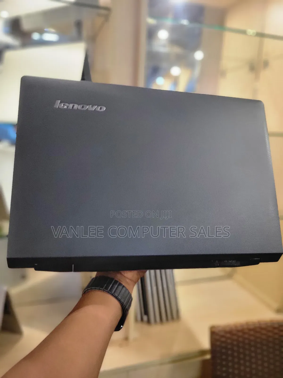 Laptop Lenovo B570 4GB Intel Core i3 HDD+SSD 320GB