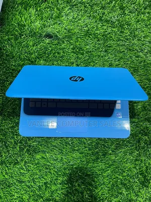 Laptop HP Stream 14 2GB Intel Celeron SSD 32GB