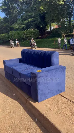 3 Seaters Sofa Set With Cup Holders