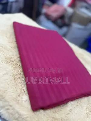 Bedsheets 4pcs ~ Maroon
