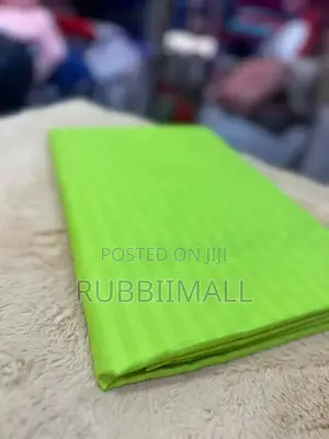 Bedsheets 4pcs ~ Lemon Green