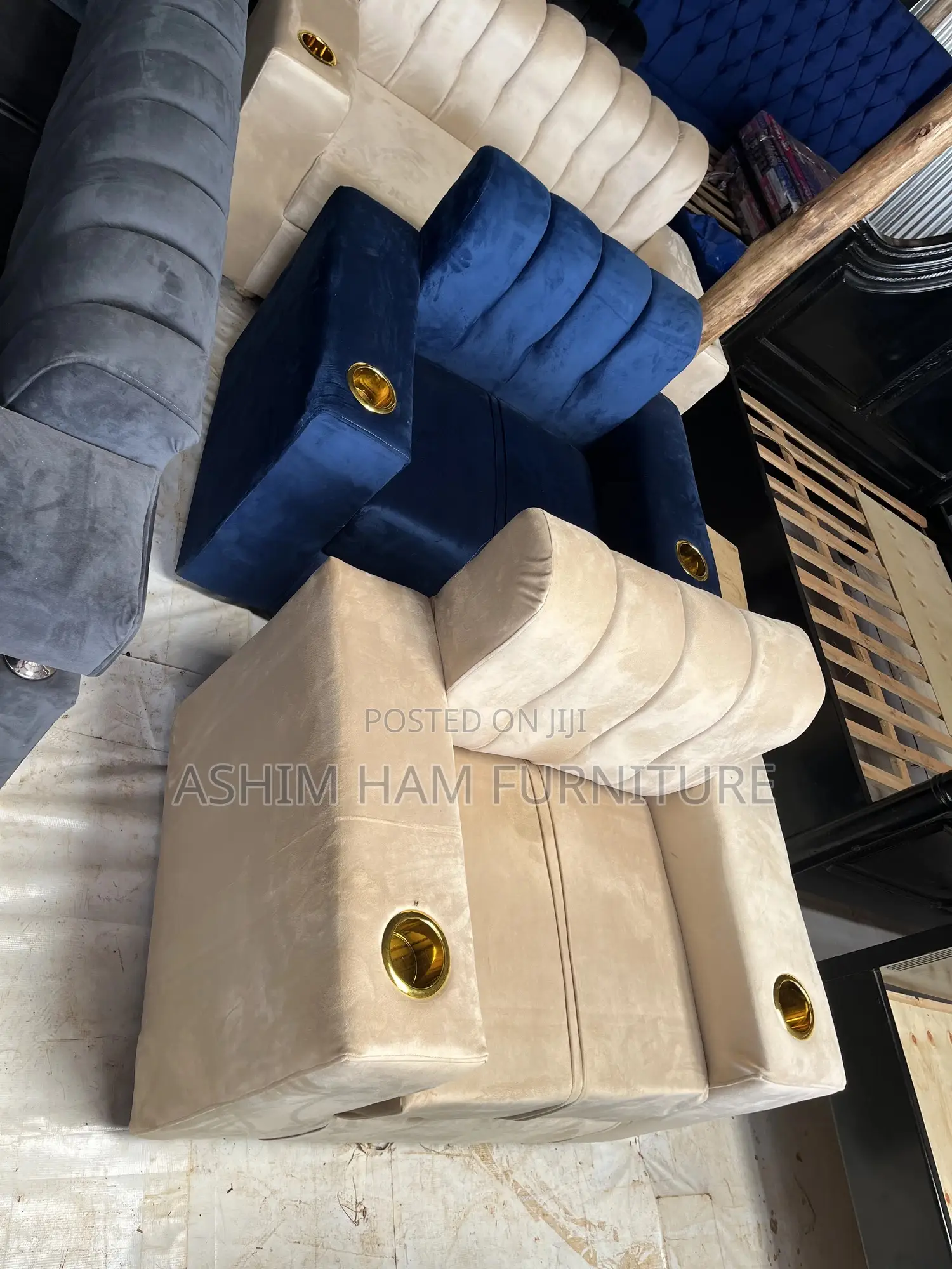 1 Seater Sofa With Cup Holders