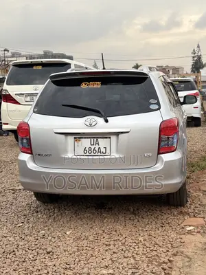 Toyota Corolla Fielder 1.5 Petrol FWD 2011 Silver