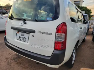 Toyota Probox 1.5 DX 4WD 2013 White