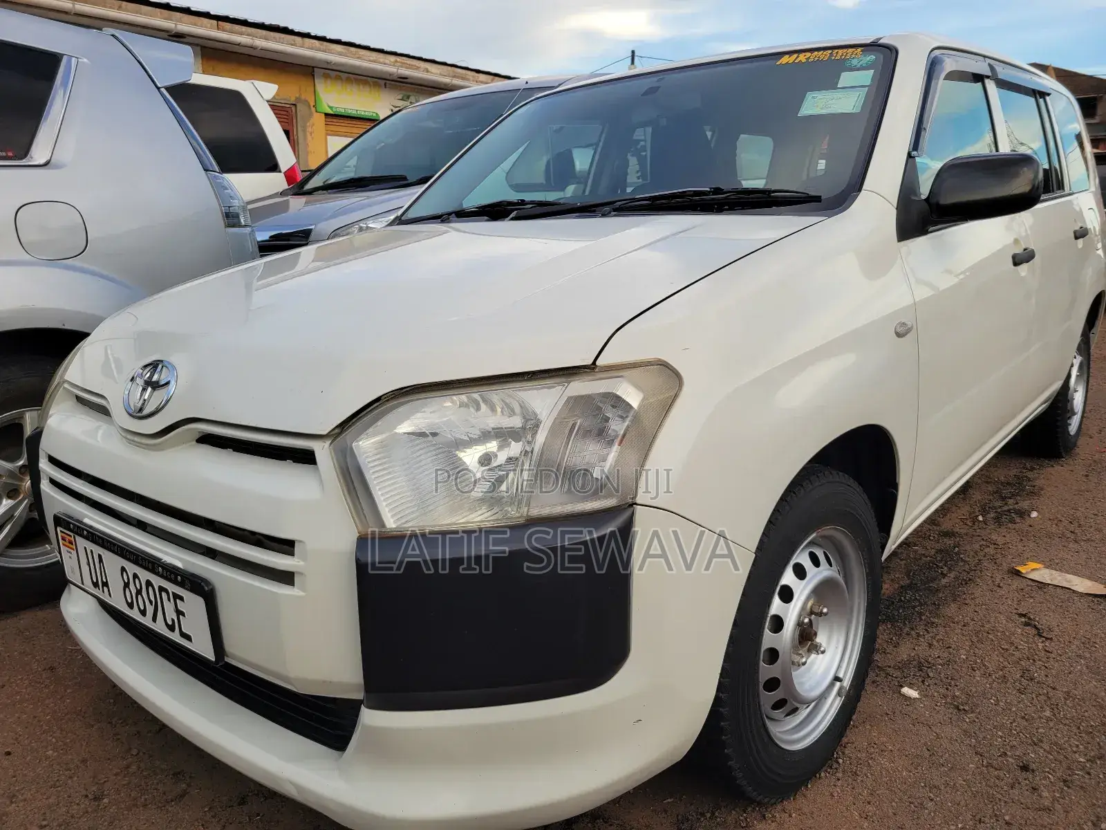 Toyota Probox 1.5 DX 4WD 2013 White