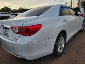 Toyota Mark X 2.5 AWD 2011 White