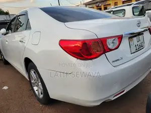 Toyota Mark X 2.5 AWD 2011 White