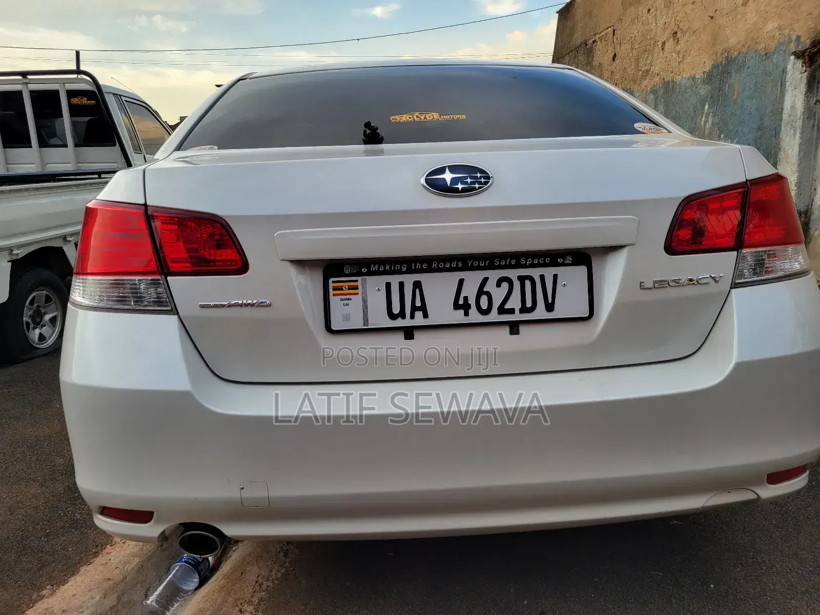 Subaru Legacy 2.5i Sedan CVT 2012 White
