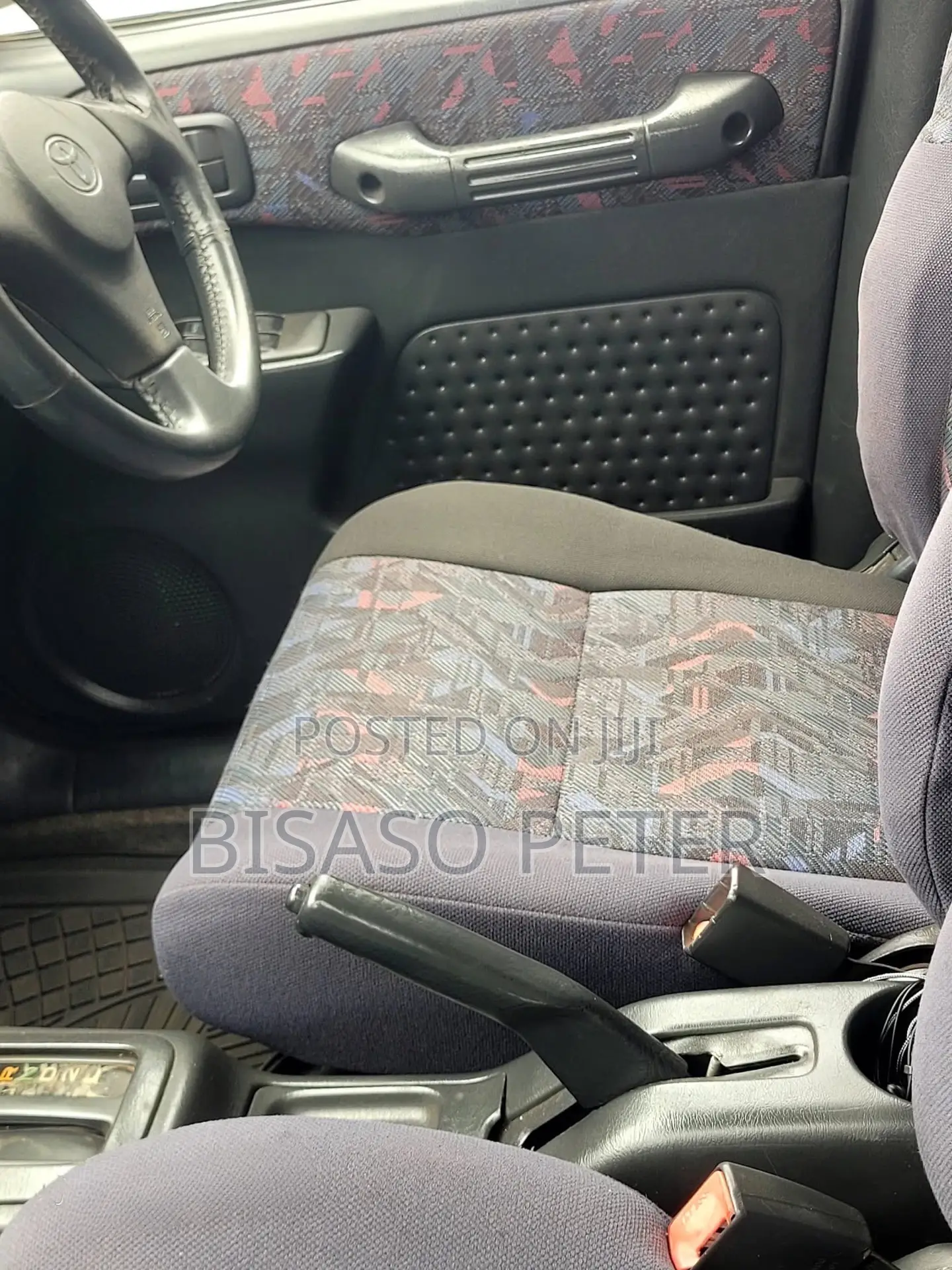 Toyota RAV4 Automatic 2000 Gray
