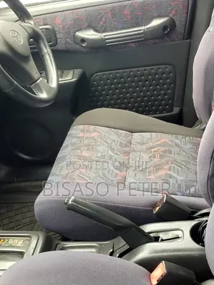 Toyota RAV4 Automatic 2000 Gray
