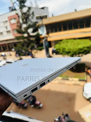 Laptop HP EliteBook 840 G8 8GB Intel Core i7 SSD 256GB