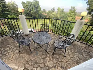 7bdrm Mansion in Central Division for sale
