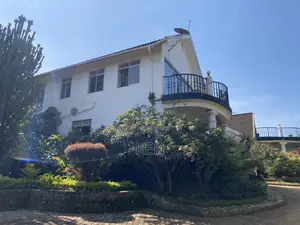 7bdrm Mansion in Central Division for sale