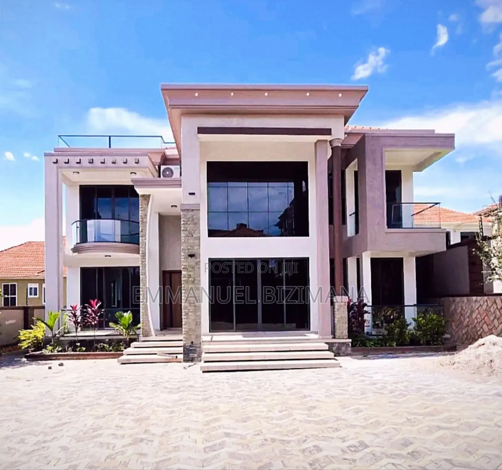 Furnished 7bdrm House in Kyanja, Central Division for sale