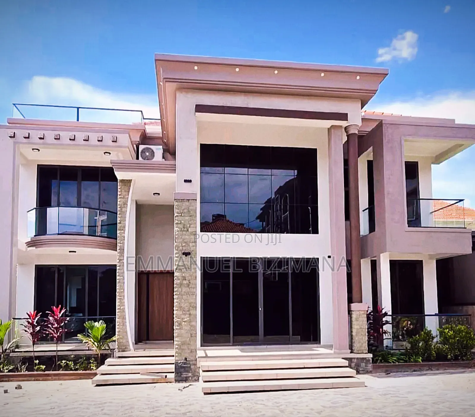Furnished 7bdrm House in Kyanja, Central Division for sale