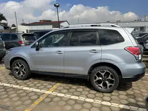 Subaru Forester 2.5i Premium AWD 2016 Silver