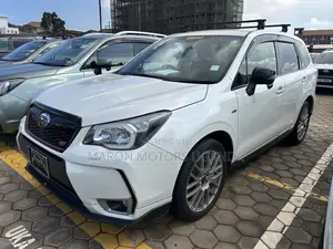 Subaru Forester 2.5i Premium PZEV 4dr SUV AWD (2.5L 4cyl CVT) 2015 White