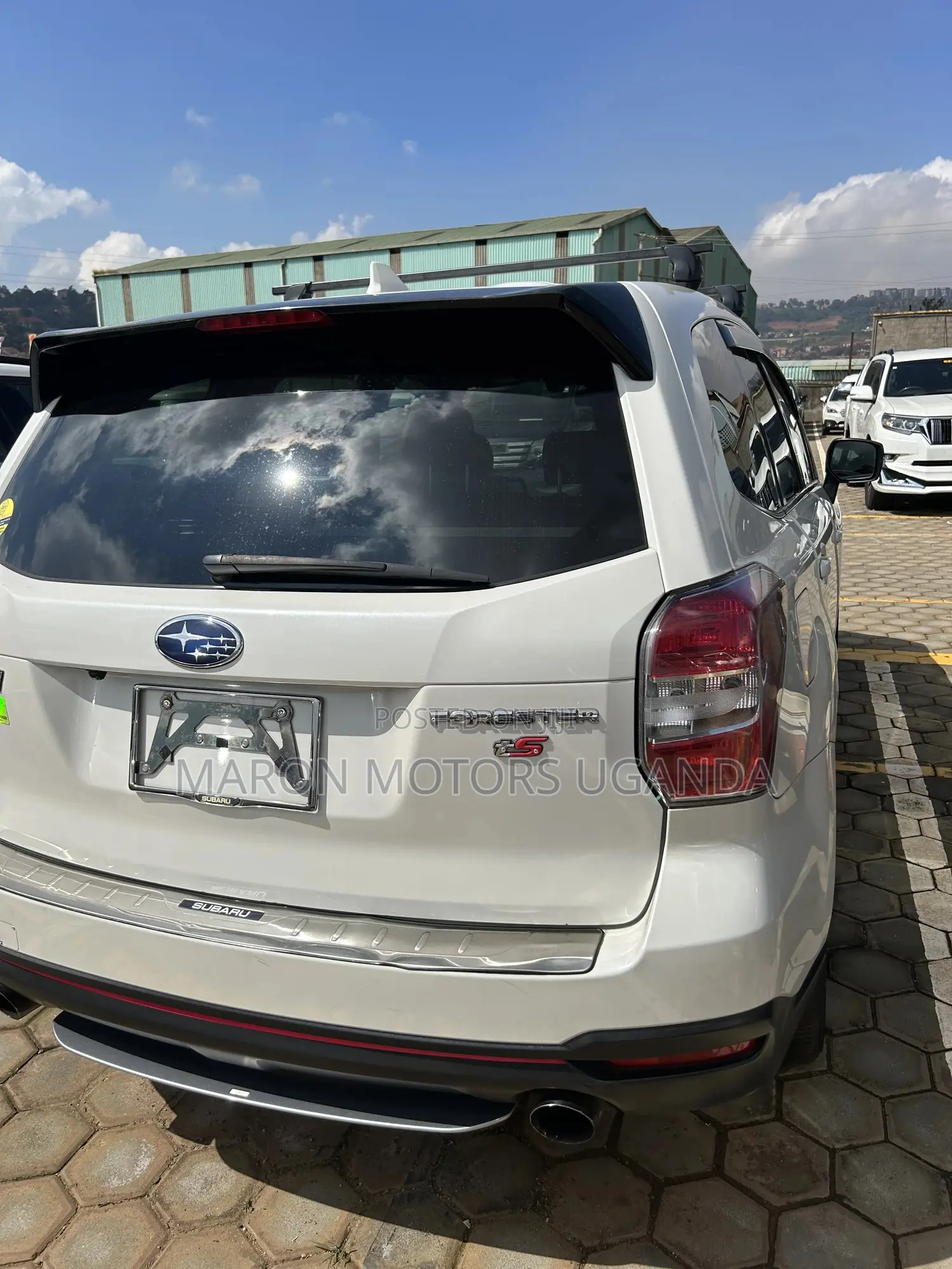 Subaru Forester 2.5i Premium PZEV 4dr SUV AWD (2.5L 4cyl CVT) 2015 White