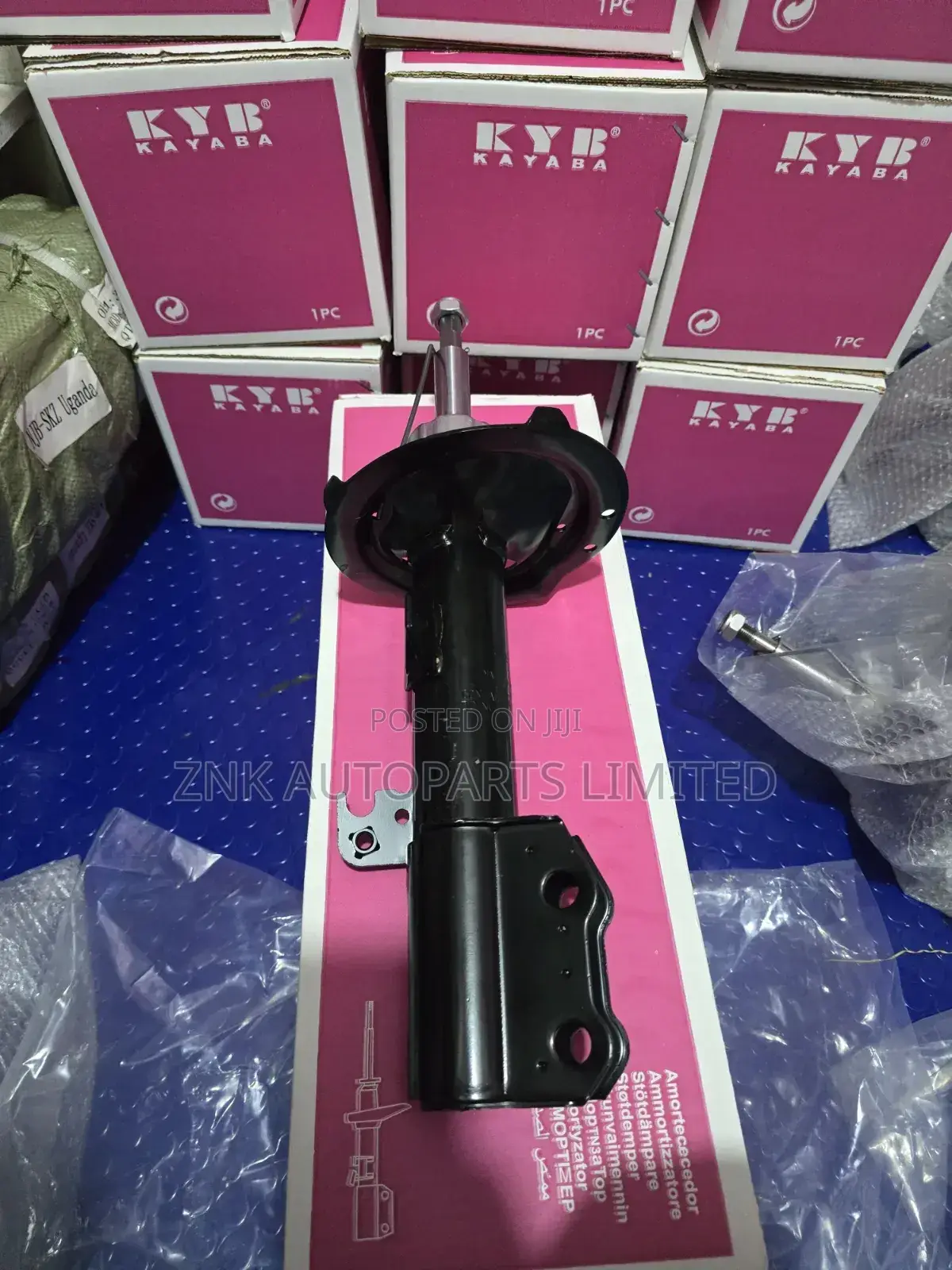 Kyb Shock Absorbers for All Cars Noah, Hilux , Subaru, Mazda Etc