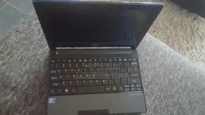 Laptop Acer Aspire 1 2GB Intel Atom HDD 160GB