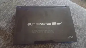 Laptop Acer Aspire 1 2GB Intel Atom HDD 160GB