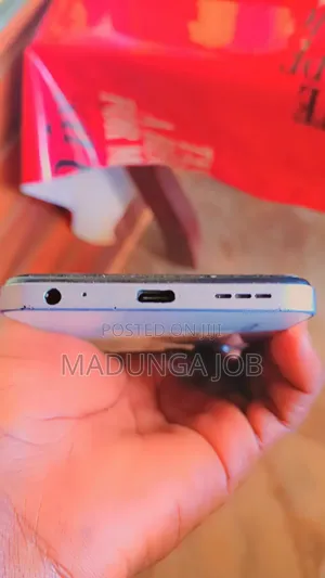 Infinix Hot 30i 128 GB Silver