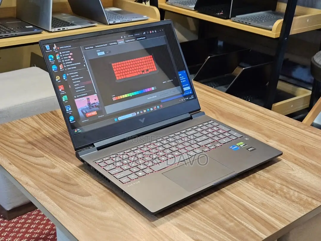 Laptop HP Victus 15 16GB Intel Core i7 SSHD (Hybrid) 512GB