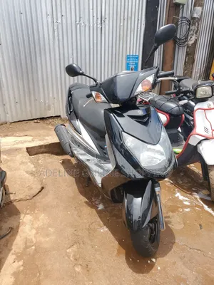 Yamaha 2015 Black