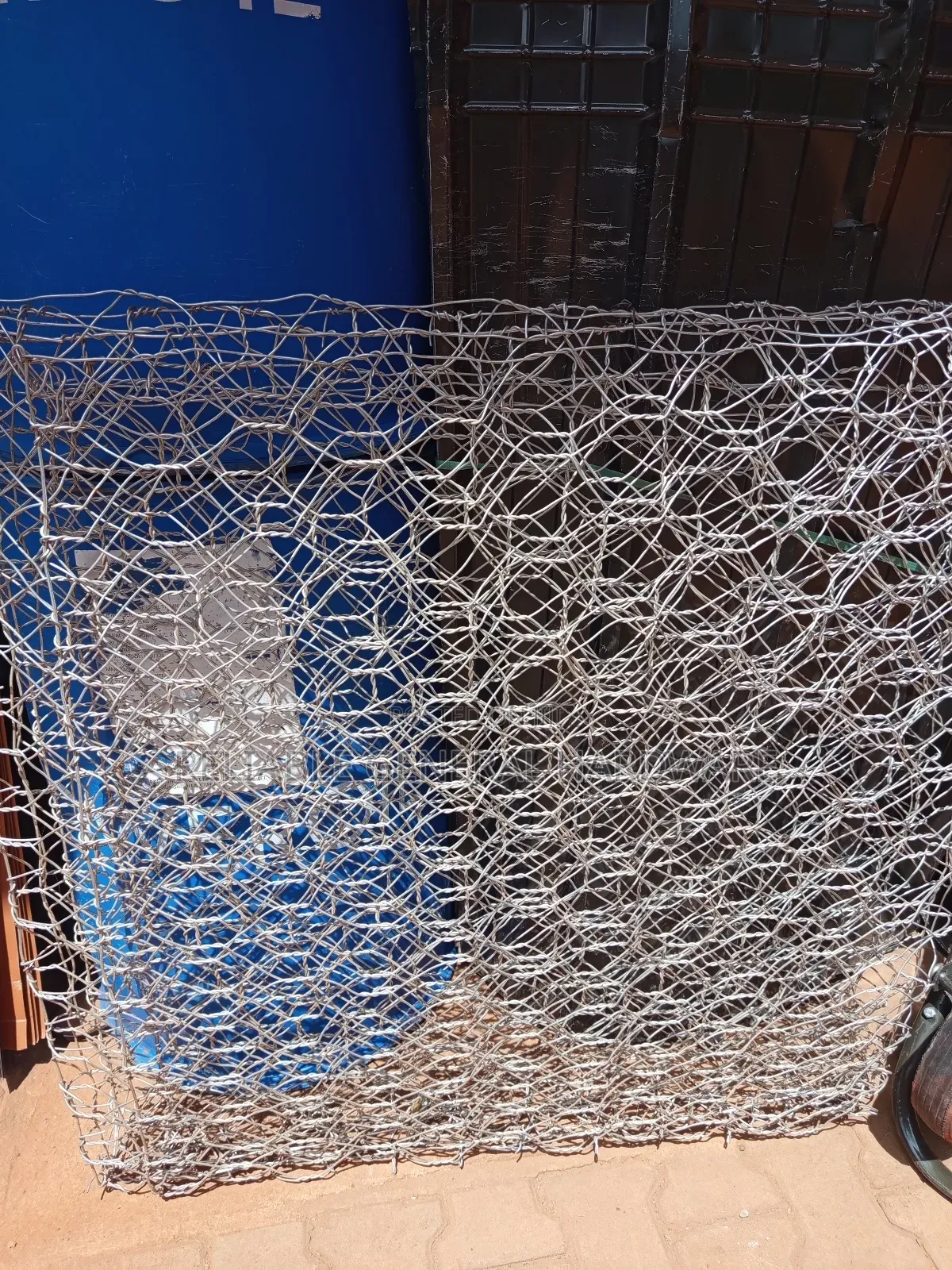 Garbions G.12.5 X 4m X 1m