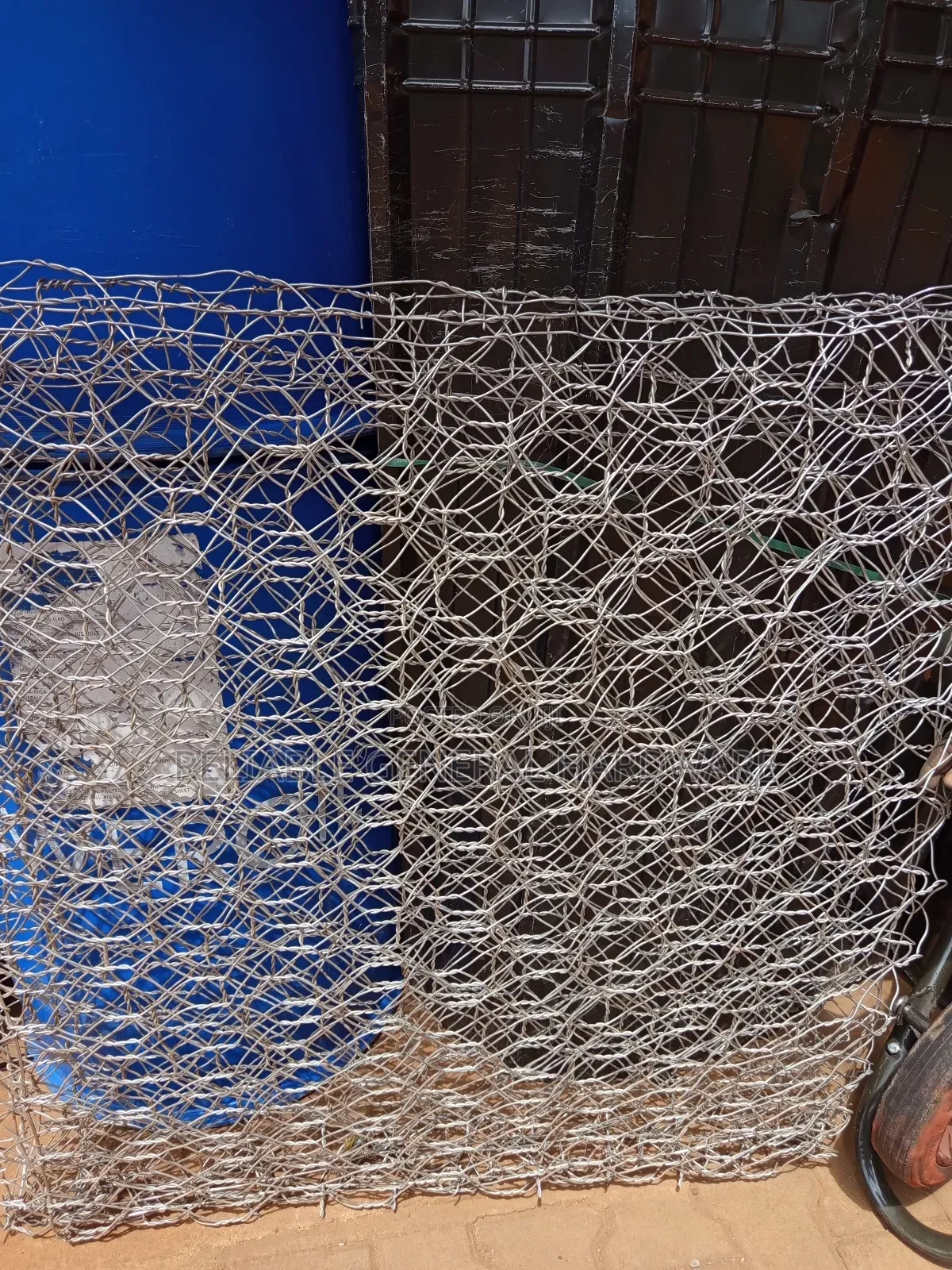 Garbions G.12.5 X 4m X 1m