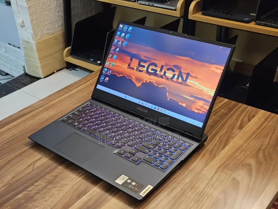 Laptop Lenovo Legion 7 16GB AMD Ryzen 7 SSHD (Hybrid) 512GB