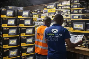 Ultra Bright 300w Solar Flood Light Outdoor Lamp Kampala