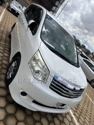 Toyota Noah 2013 White