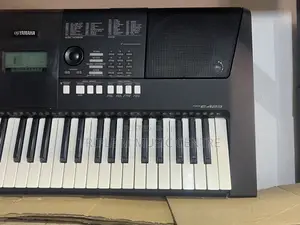 Yamaha PSR E 423 Keyboard