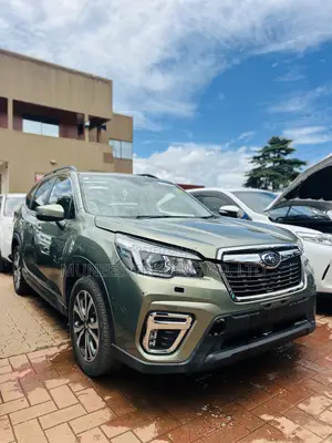 Subaru Forester Base AWD 2019 Green