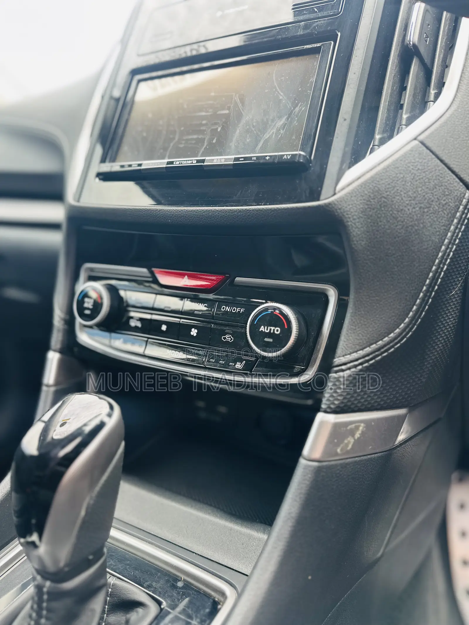 Subaru Forester Base AWD 2019 Green