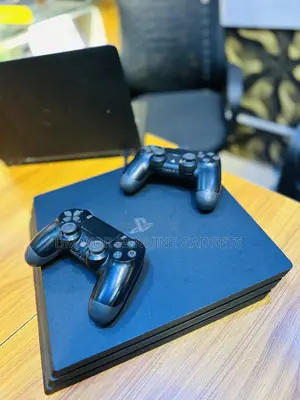 Play Station 4 Pro