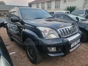 Toyota Land Cruiser Prado 2015 Black