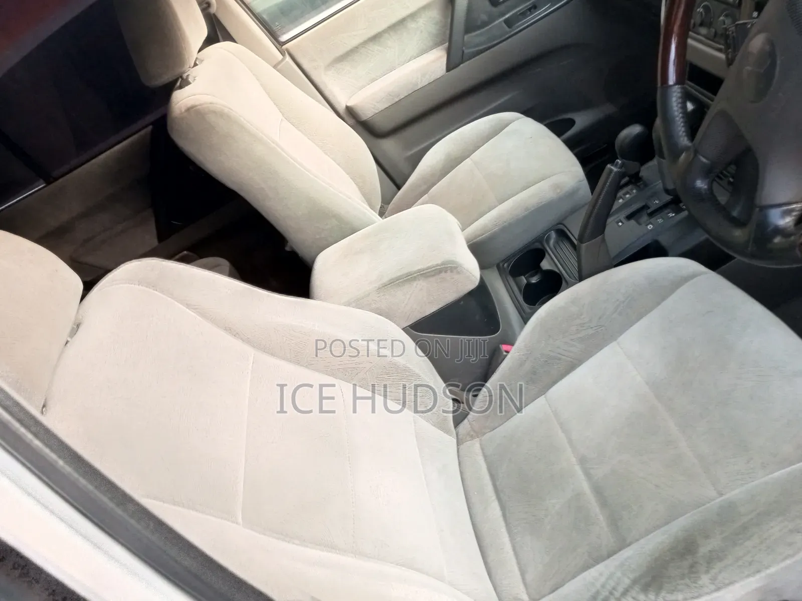 Mitsubishi Pajero 2002 Silver