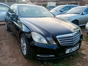 Mercedes-Benz E300 2012 Black