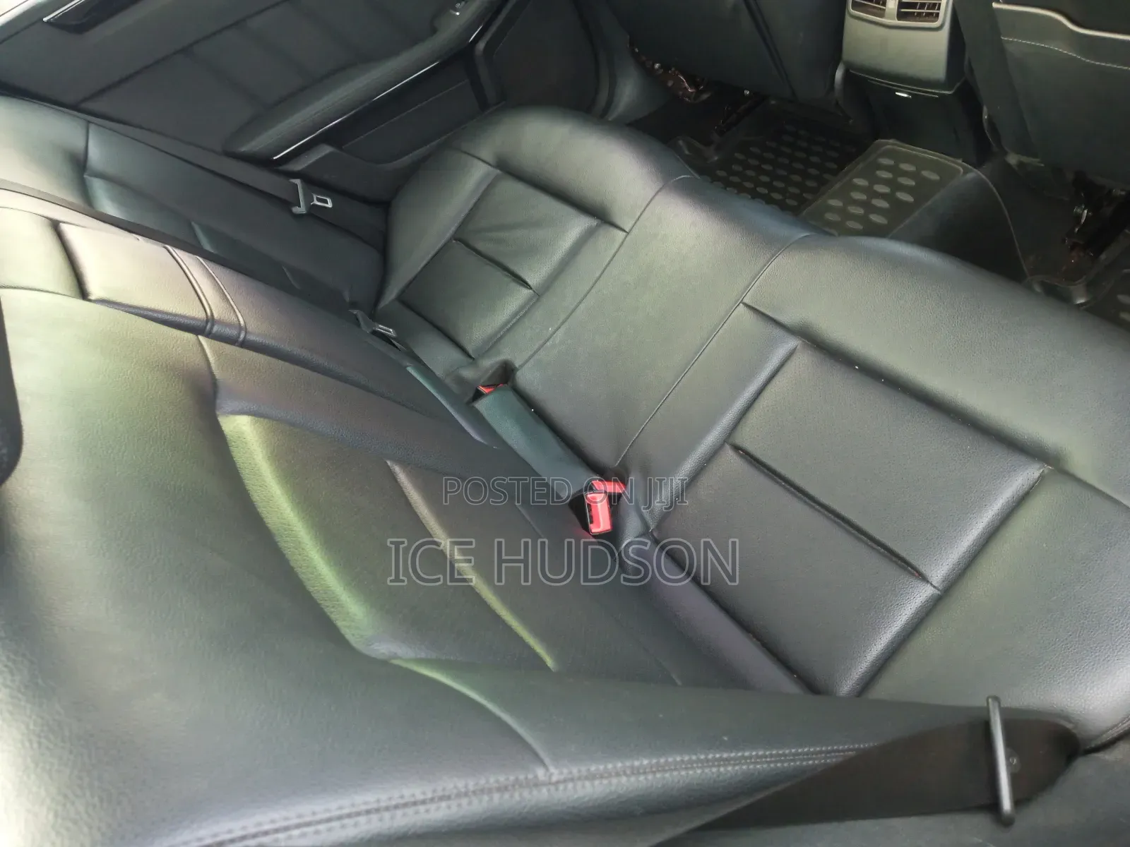 Mercedes-Benz E300 2012 Black