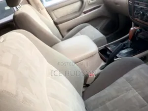 Toyota Land Cruiser 2002 Silver