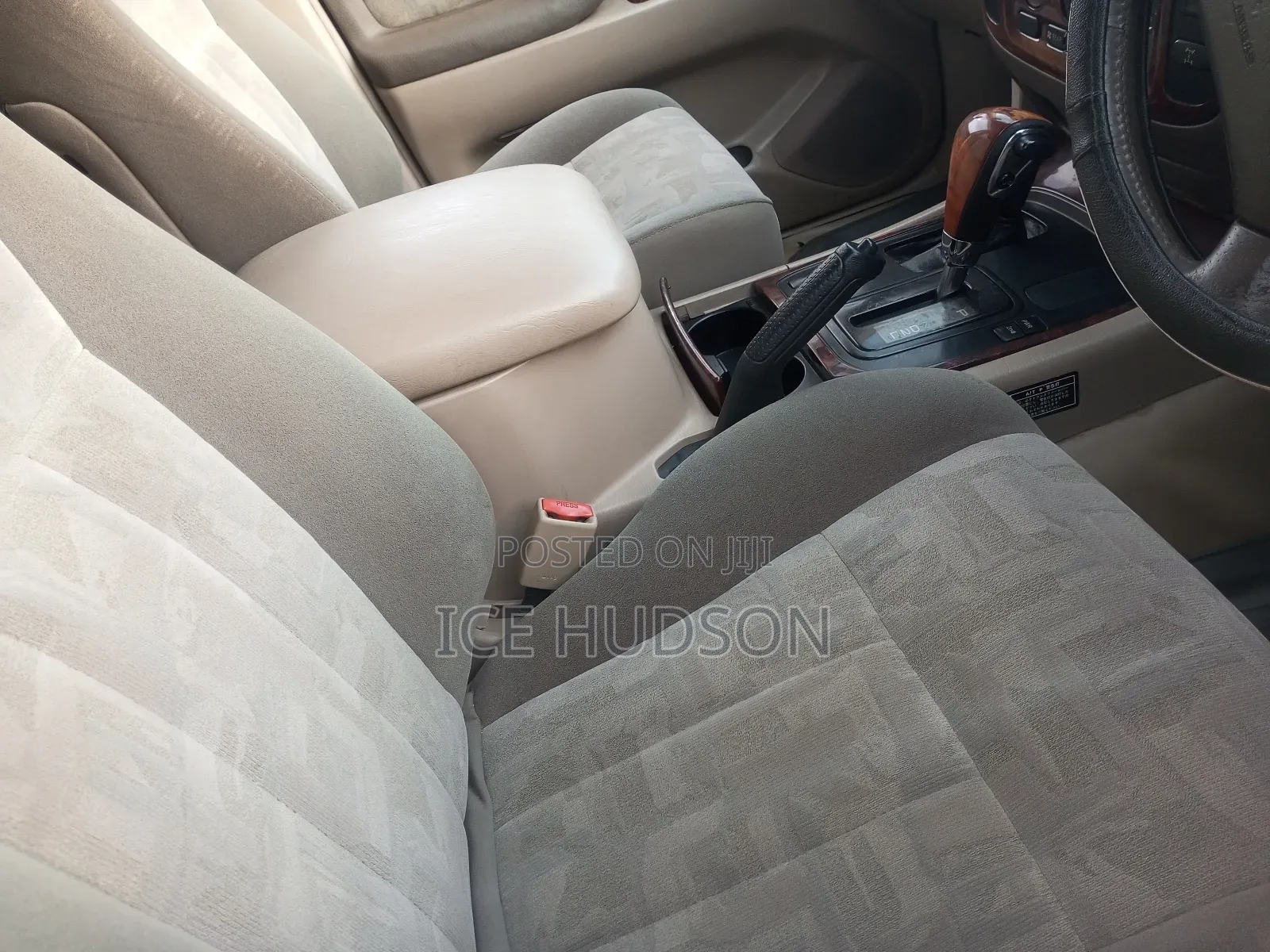 Toyota Land Cruiser 2002 Silver