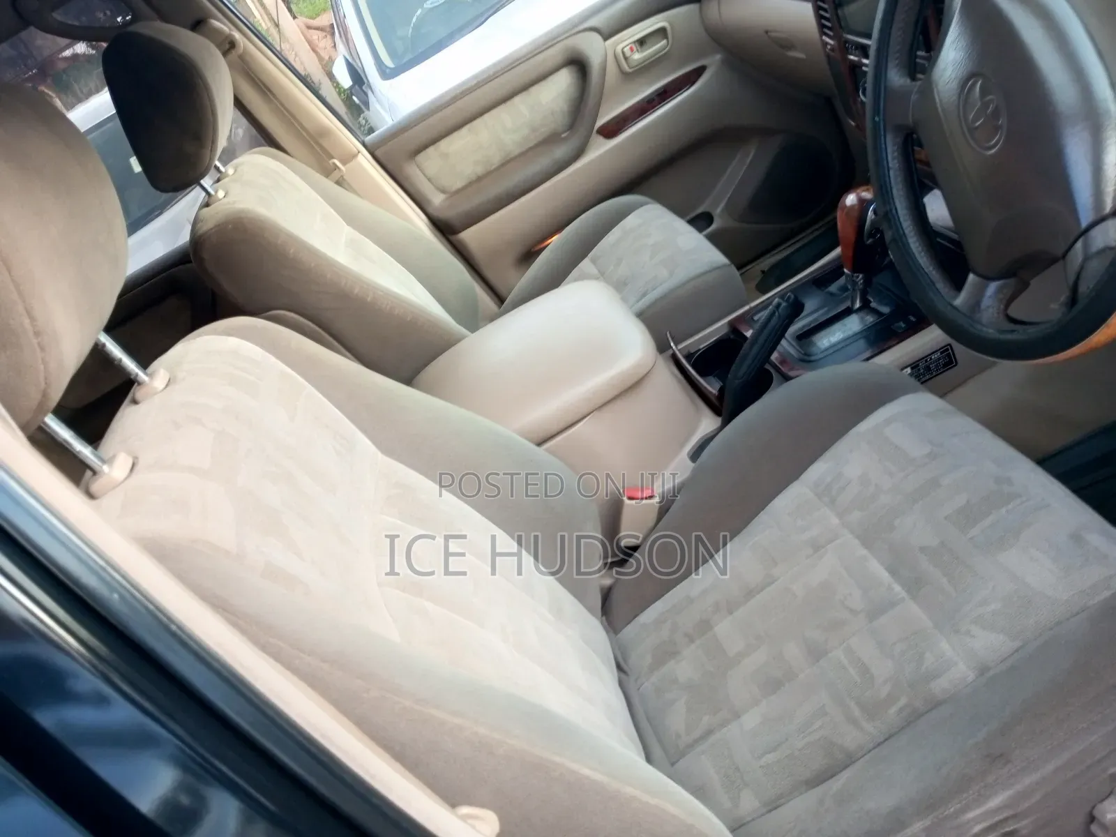 Toyota Land Cruiser 2002 Silver