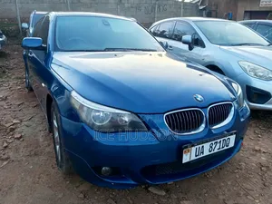 BMW 525i 2004 Blue
