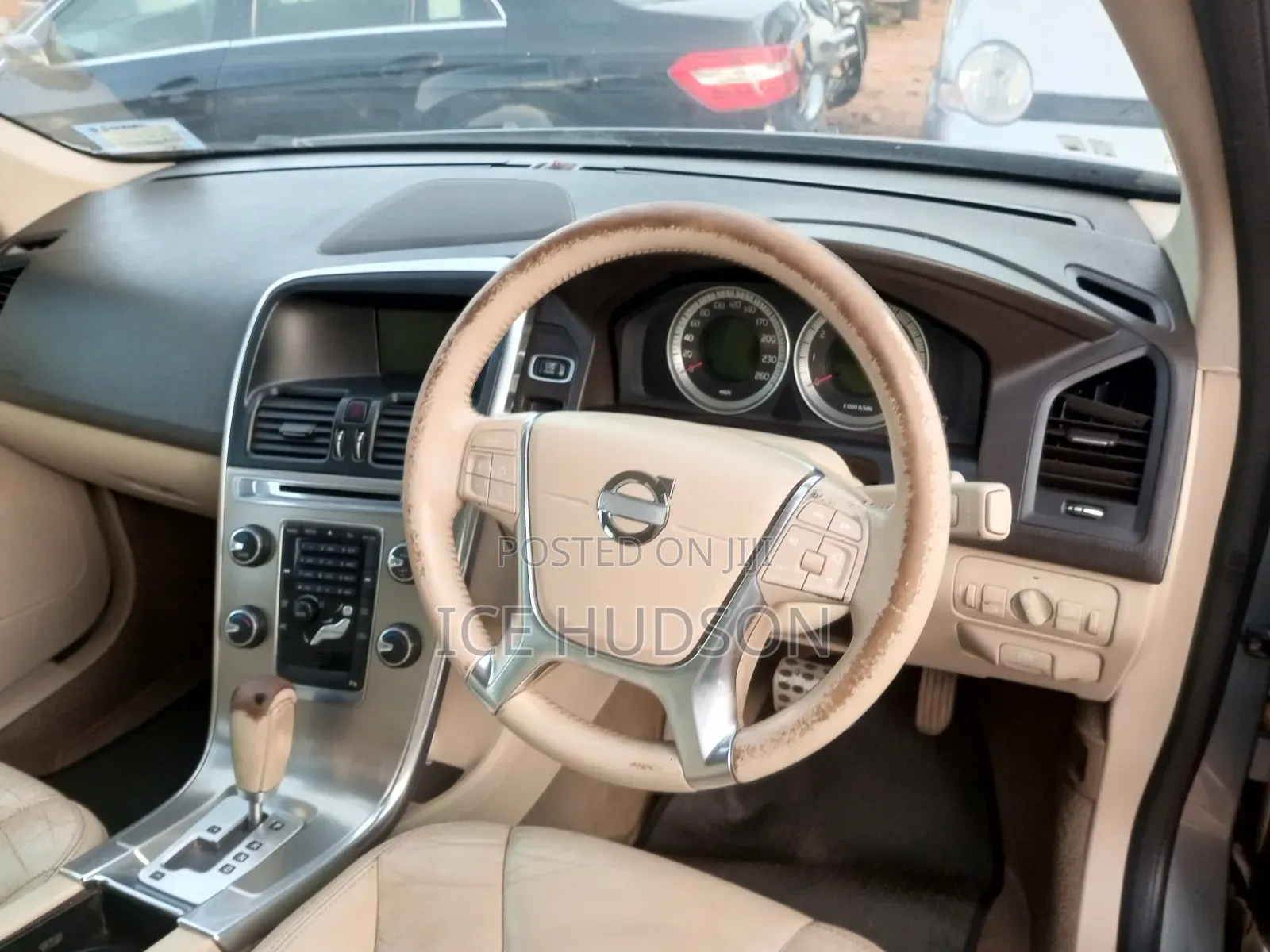 Volvo XC60 2013 Silver