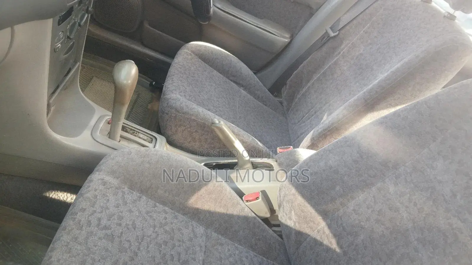 Toyota Corolla II 1999 White