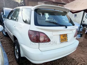 Toyota Harrier 2002 White
