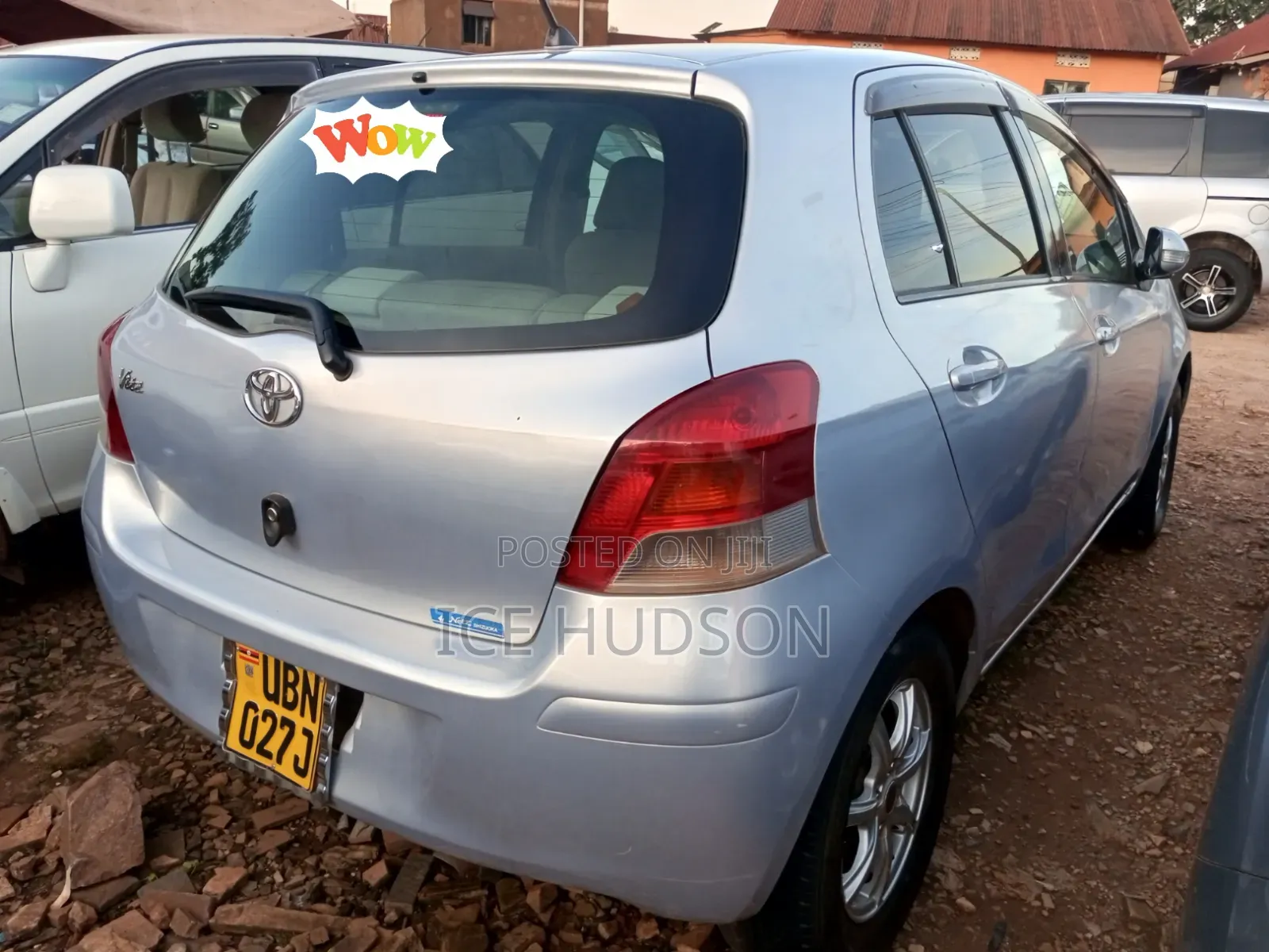 Toyota Vitz 2009 Silver