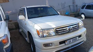 Toyota Land Cruiser 2007 White